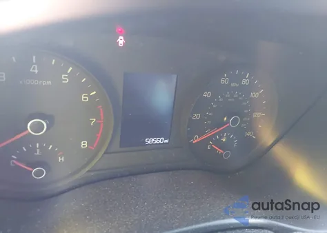 2020 Kia Rio S z USA, uszkodzony, nr VIN 3KPA24AD6LE255609